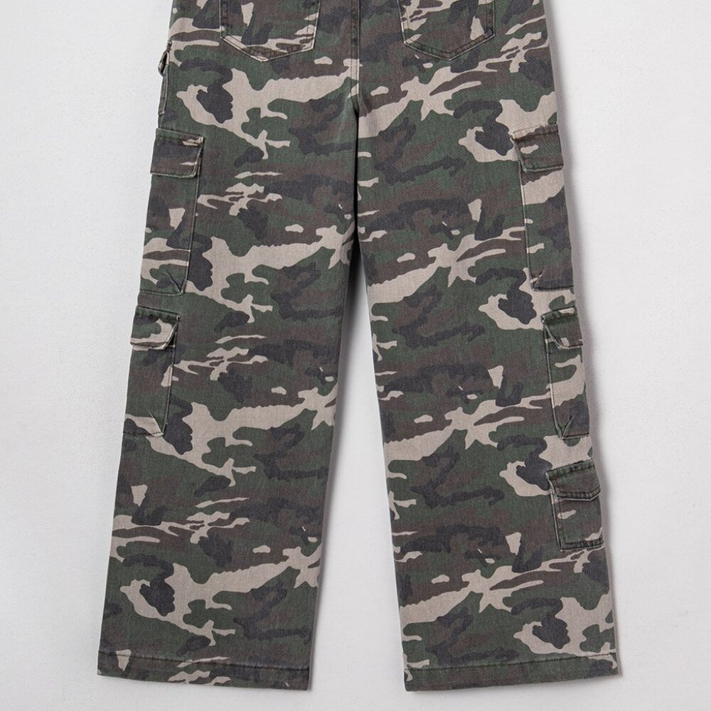 B345 Green Camo Cargo Wide Leg Pants - Picture 5 of 8